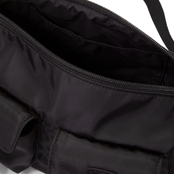 VS PINK PURE BLACK CARGO BAG - Picture 4 of 4